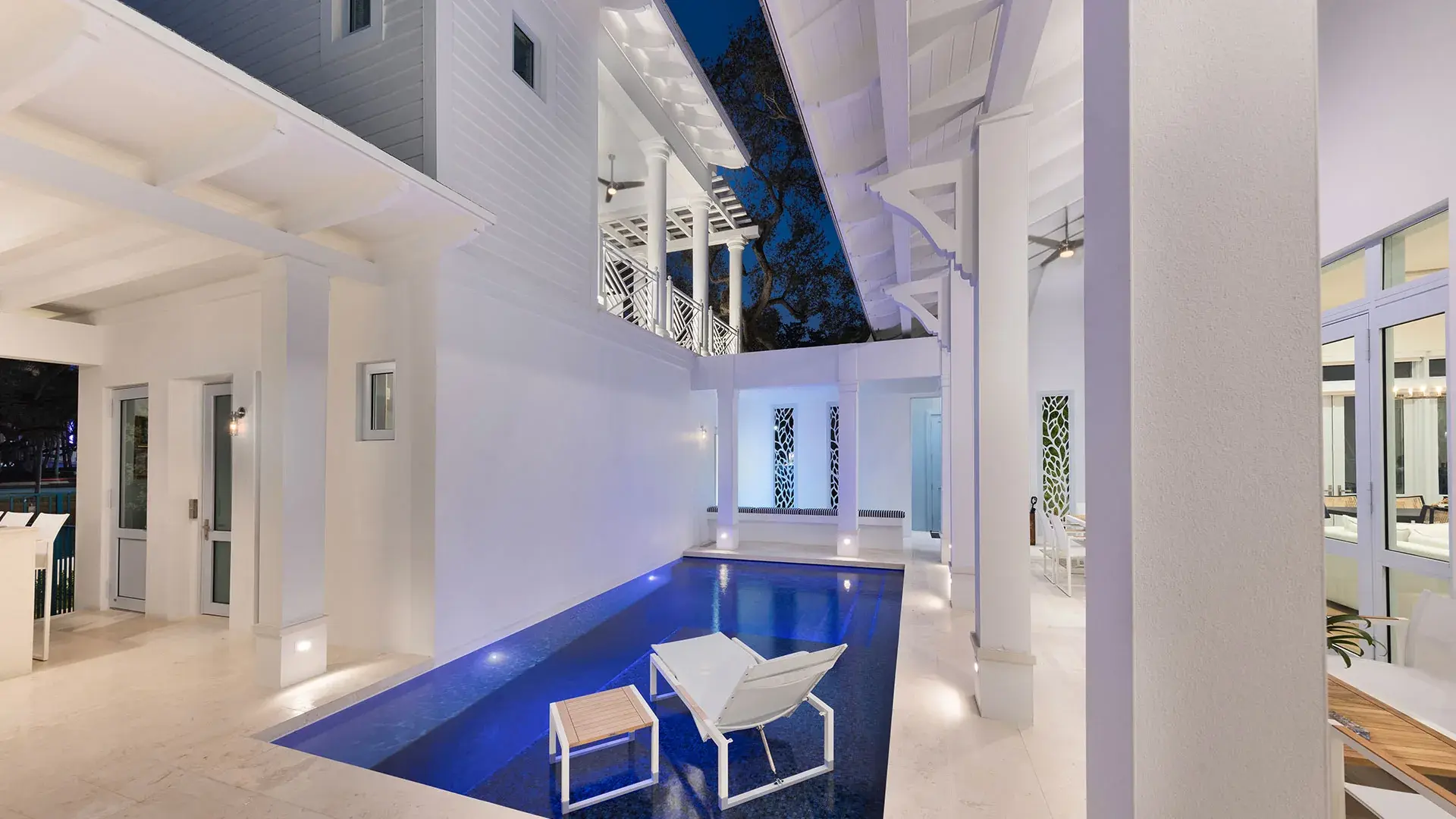 1238 Malaga — exterior entry with oak tree