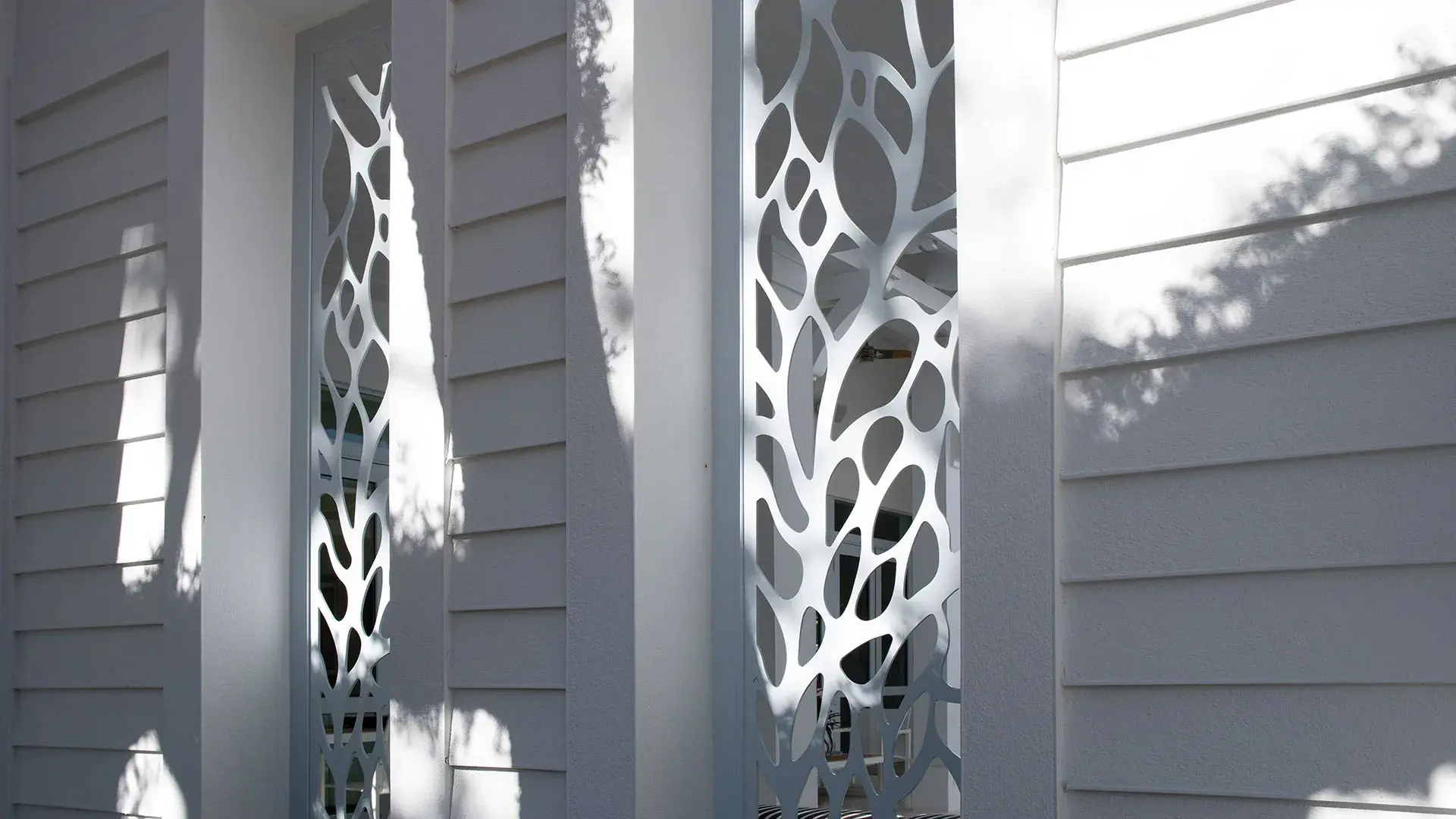 1238 Malaga — pergola tower, upward view