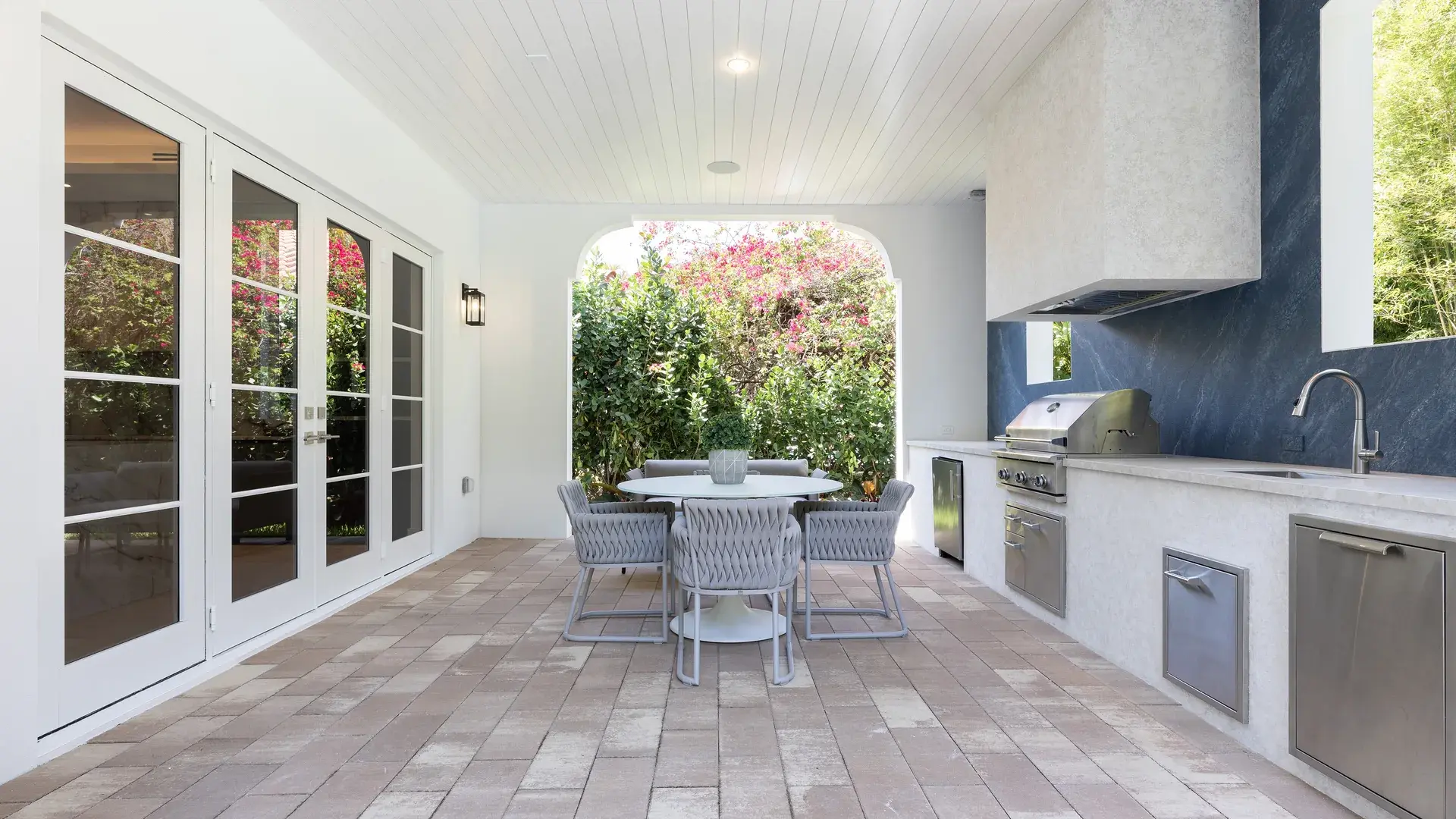 505 Zamora — exterior at twilight