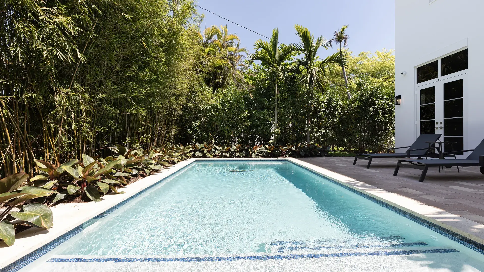 505 Zamora — summer kitchen